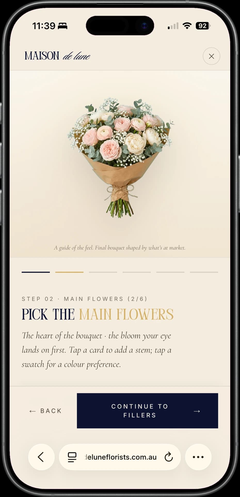 Bouquet builder step 2 introducing the main flowers selection